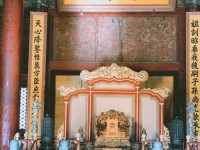 《带你游故宫温州游戏攻略》（穿越时光，领略千年古都魅力（）