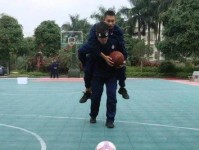 如何玩转盲人和游戏（掌握关键技巧，成为盲人和游戏高手）